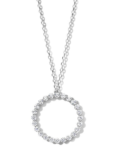 B1P14 Naiomy Moments