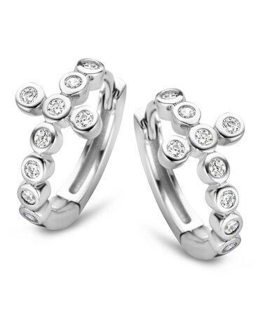 B1R07 Naiomy Moments