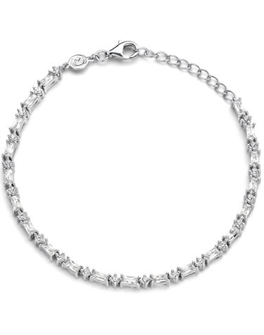 B2C59 Naiomy Moments