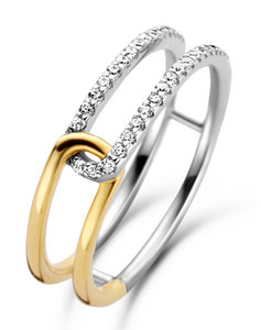 B1C01 Naiomy Moments