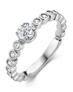 B1R01 Naiomy Moments