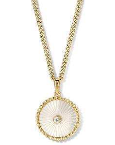 B2L63 Naiomy Moments