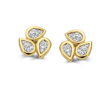 067129A Gouden oorhangers 18kt