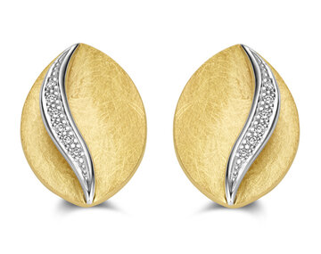 067239A Gouden oorhangers 18kt